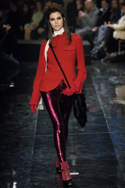 Look 5
